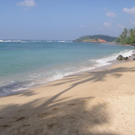 Sunray Rest - Beach View Homestay Мириса Екстериор снимка