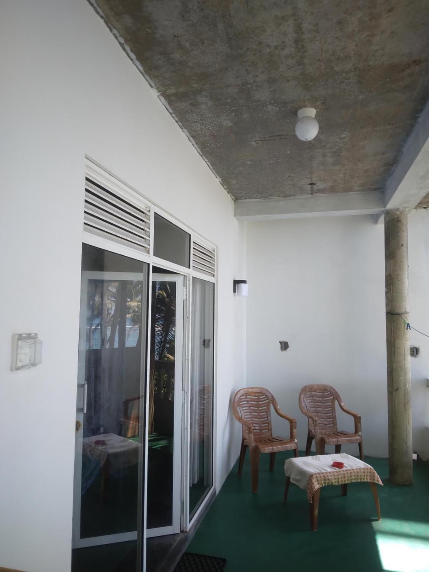 Sunray Rest - Beach View Homestay Мириса Екстериор снимка