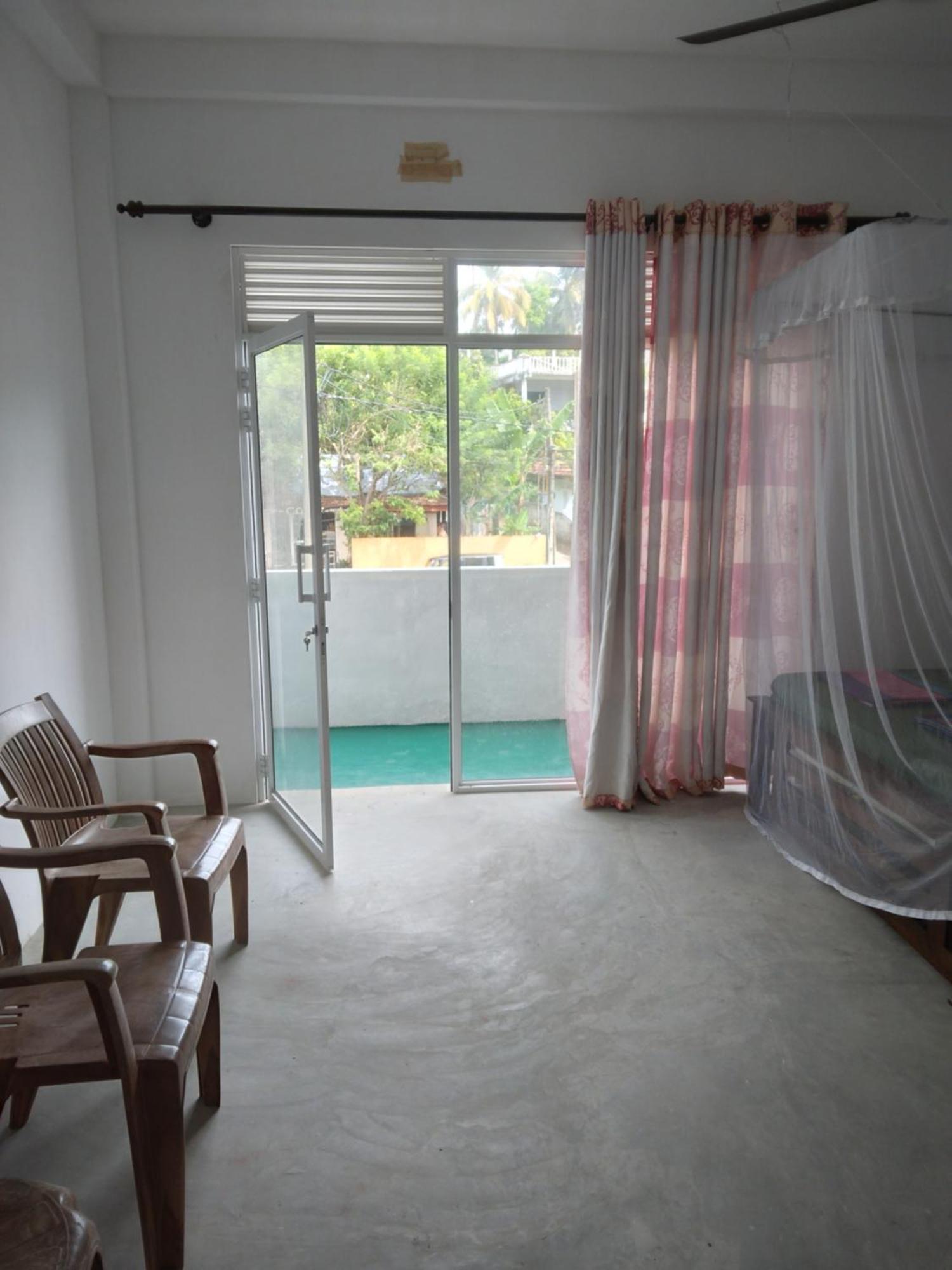 Sunray Rest - Beach View Homestay Мириса Екстериор снимка