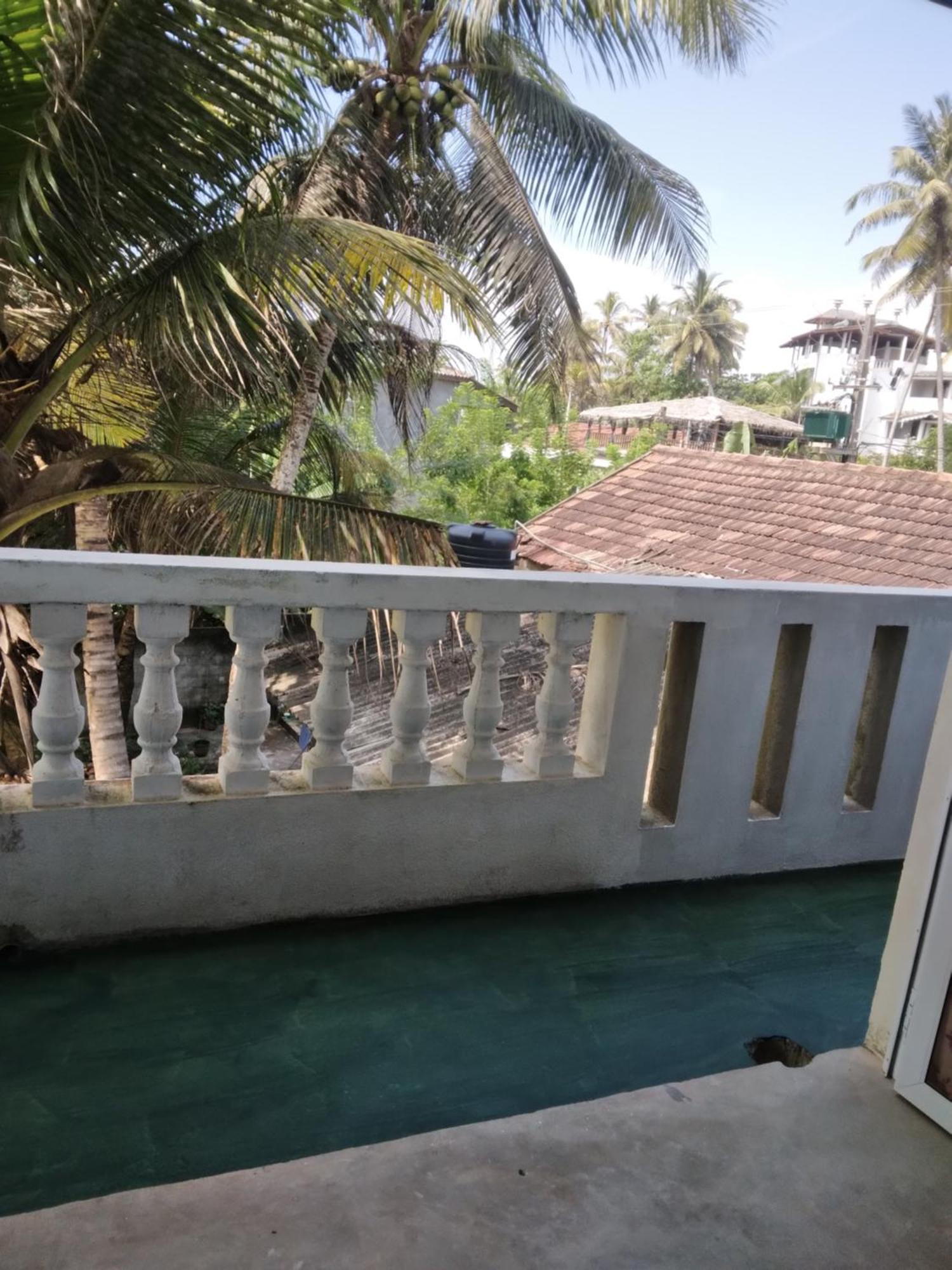 Sunray Rest - Beach View Homestay Мириса Екстериор снимка