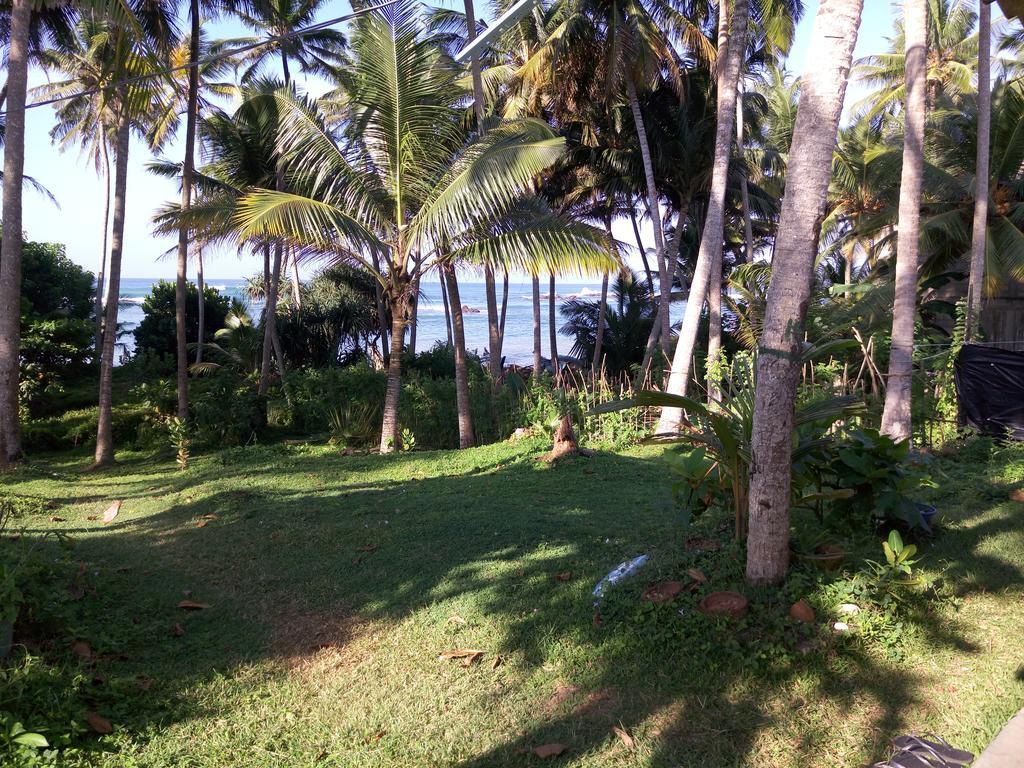 Sunray Rest - Beach View Homestay Мириса Екстериор снимка