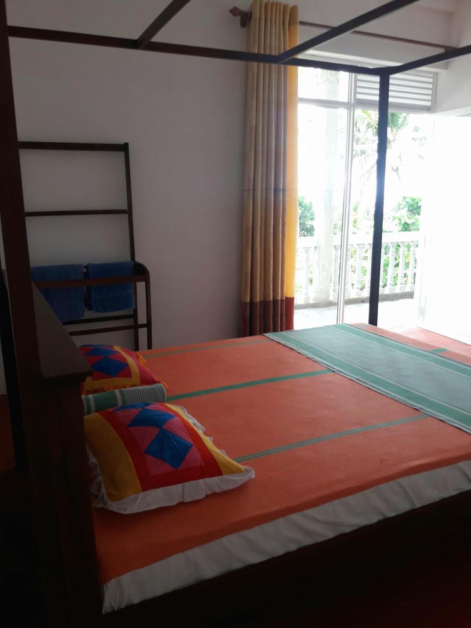 Sunray Rest - Beach View Homestay Мириса Екстериор снимка