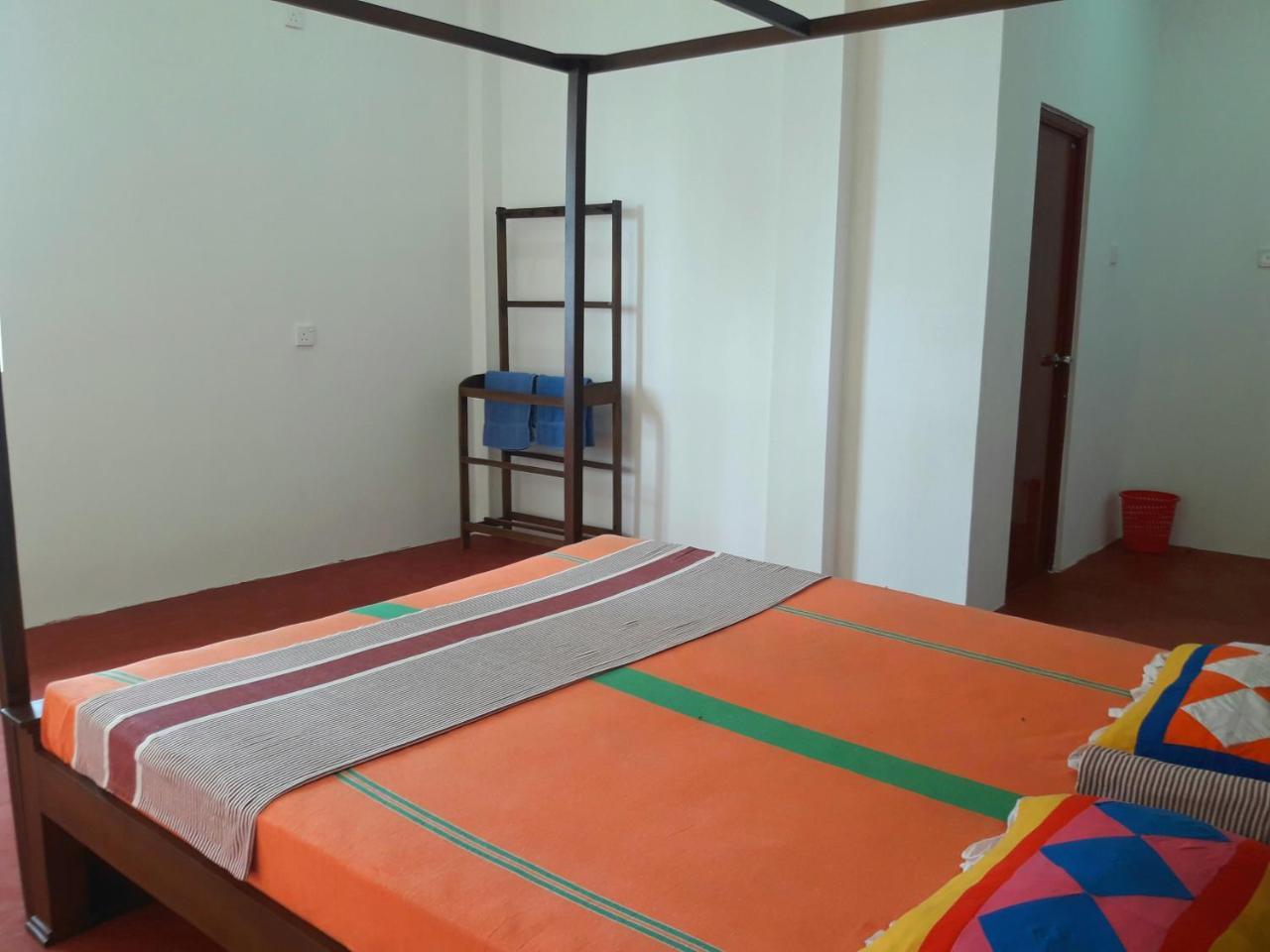 Sunray Rest - Beach View Homestay Мириса Екстериор снимка